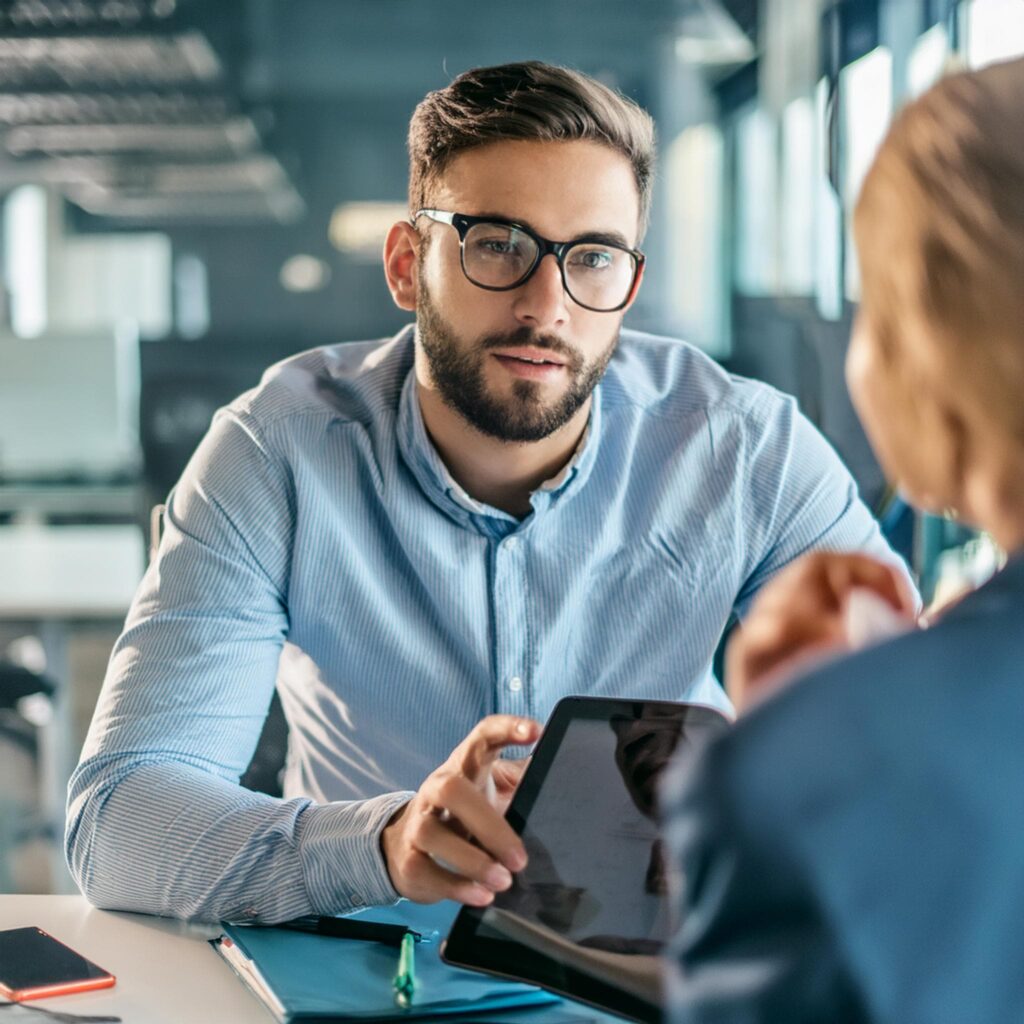 Freelancer communicating with client